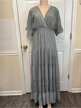 Dress Day Sage Green Lace Tiered Maxi Dress Size M V-Neck Smocked Waist Boho